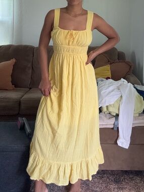 Sunshine Yellow Sleeveless Maxi Dress with Ruffle Hem